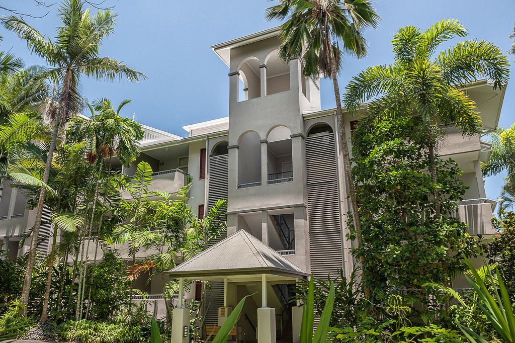 Oasis at Palm Cove image 4