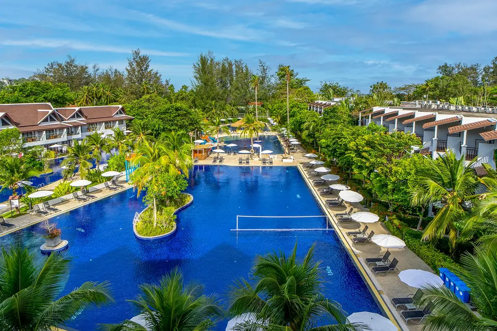 Sunwing Kamala Beach image 5