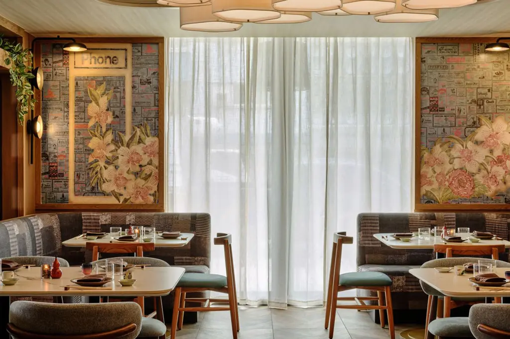 Romer House Waikiki image 7