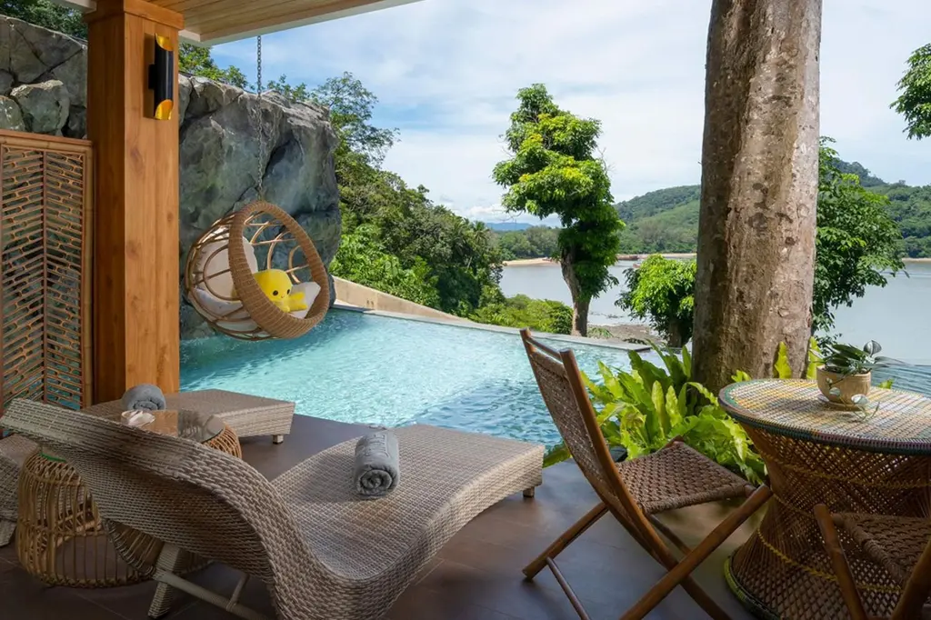 Sinae Phuket Luxury Hotel image 13