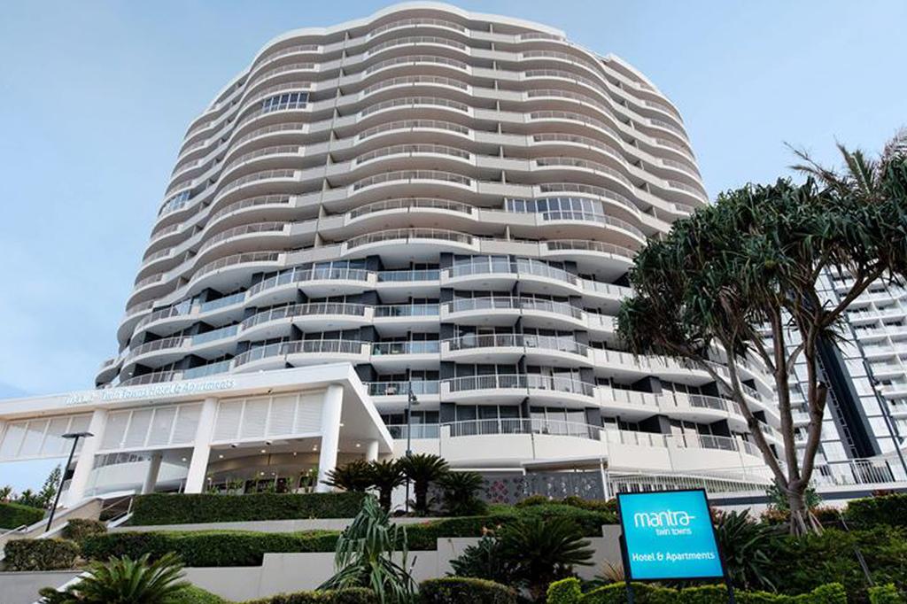 Mantra Twin Towns Coolangatta image 1