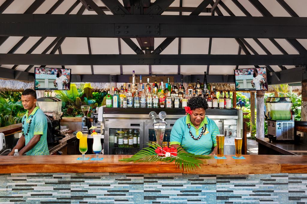 Outrigger Fiji Beach Resort image 10