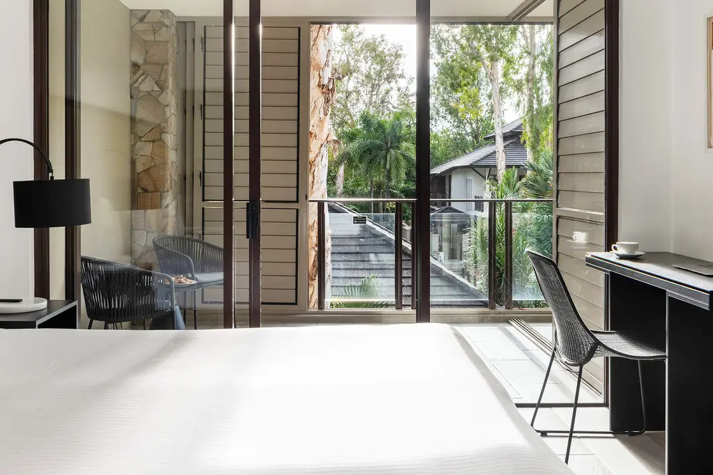 Pullman Palm Cove Sea Temple Resort & Spa image 3