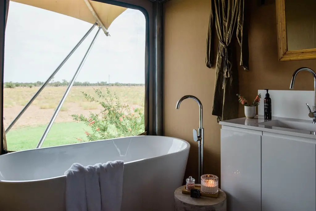 Mitchell Grass Retreat image 7