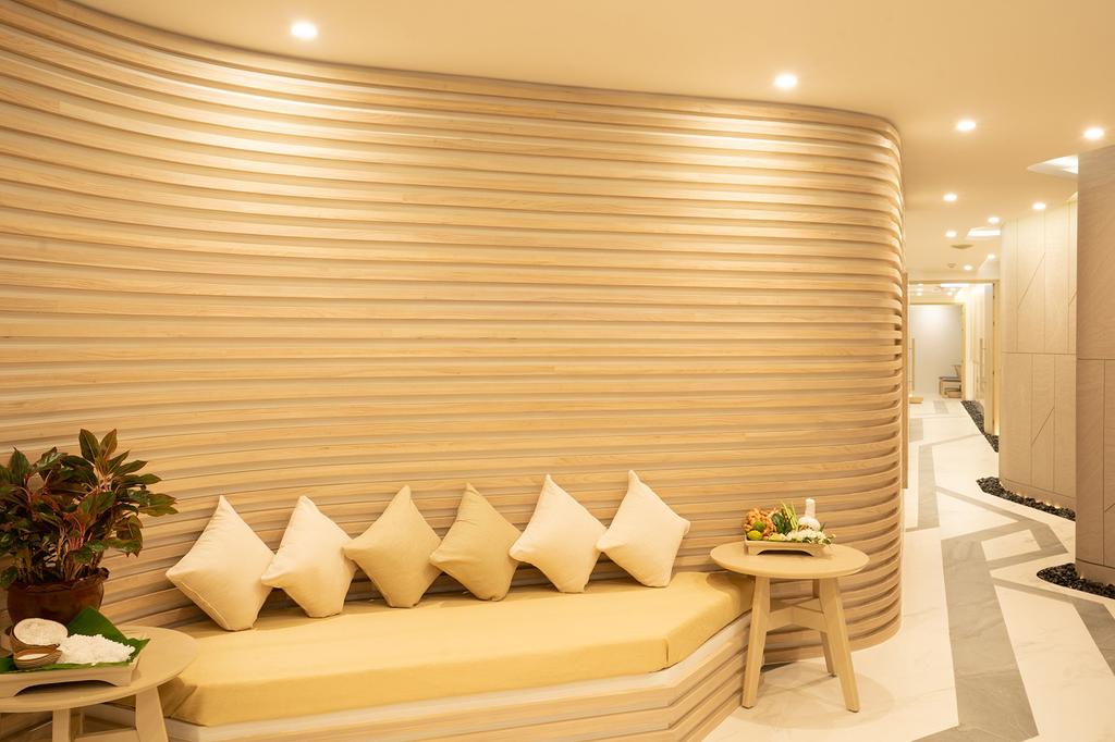 Wyndham Grand Nai Harn Beach Phuket image 15