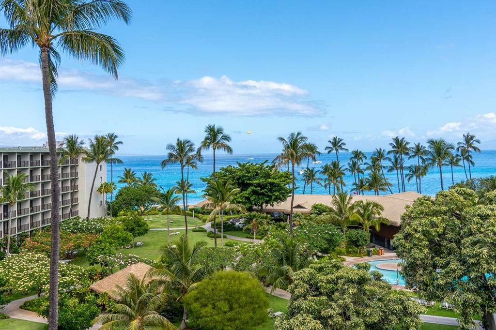 Outrigger Ka'anapali Beach Resort image 9