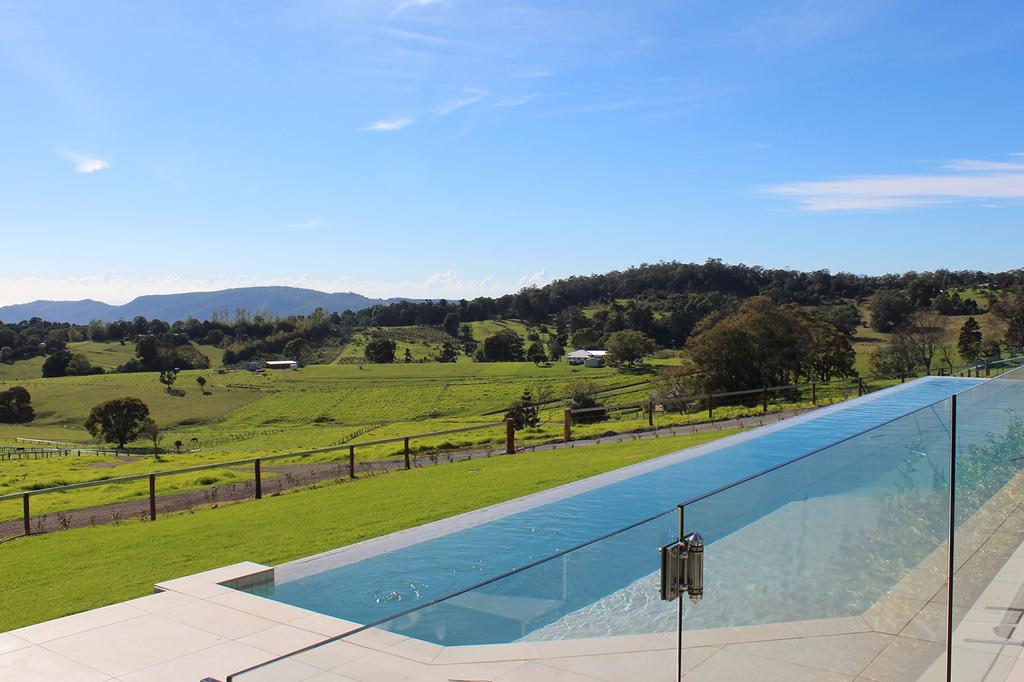 Beechmont Estate image 8