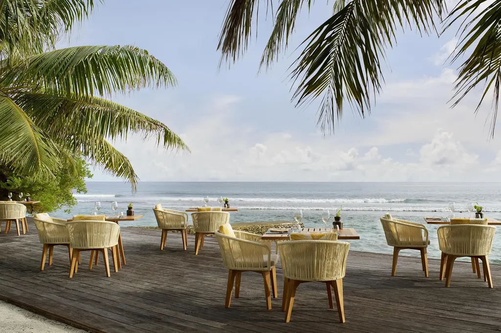 Anantara Veli Maldives Resort image 4