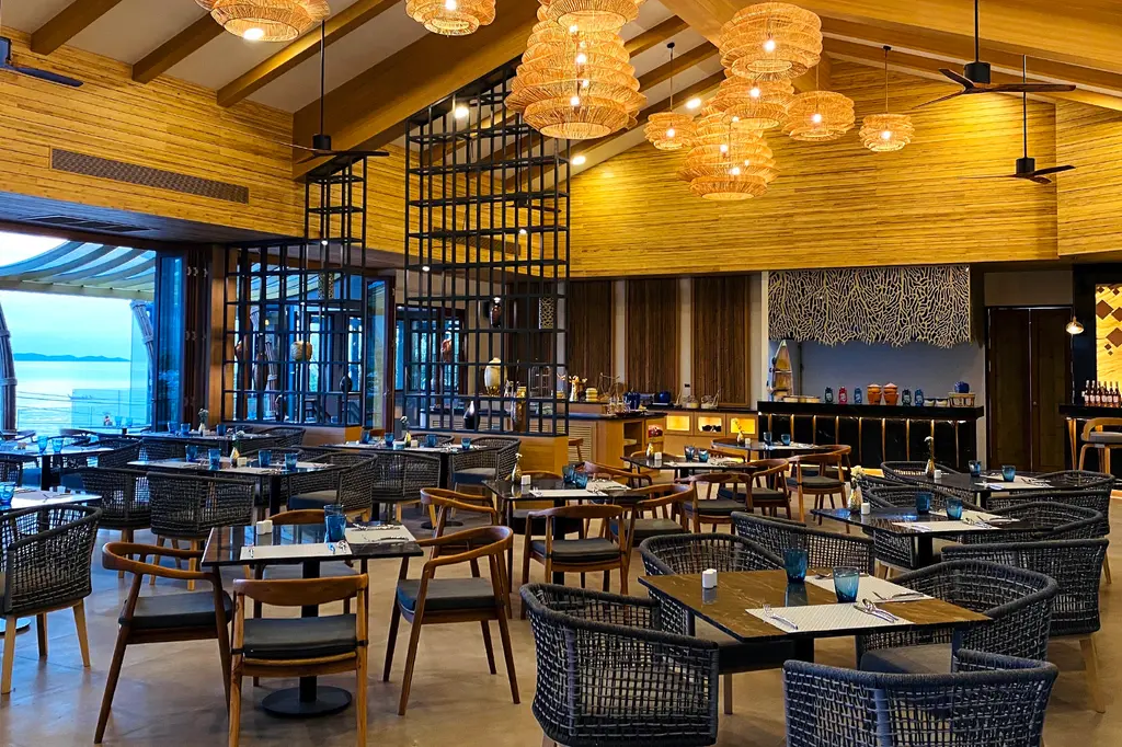 Sinae Phuket Luxury Hotel image 11