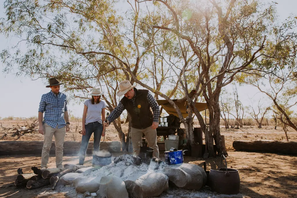Outback Pioneers image 10