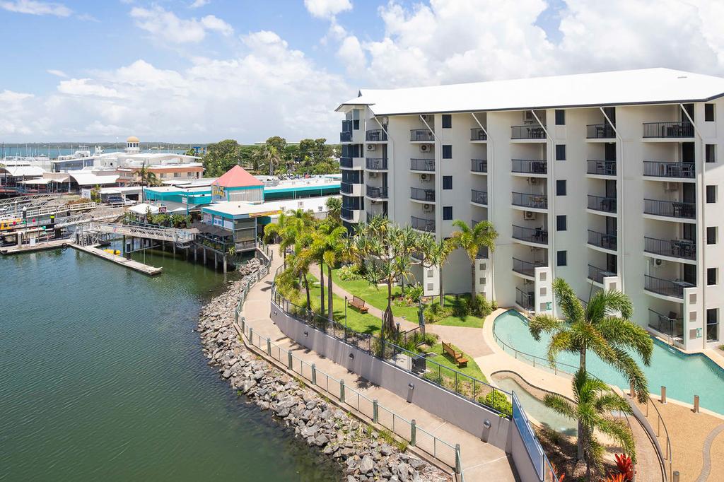 Mantra Hervey Bay image 1