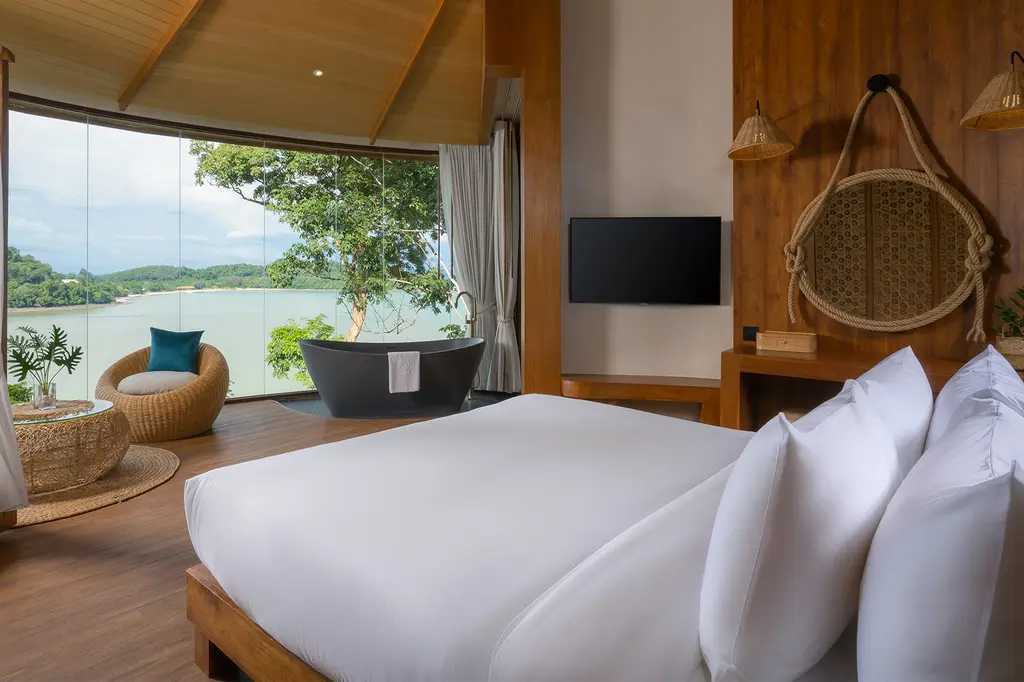 Sinae Phuket Luxury Hotel image 8