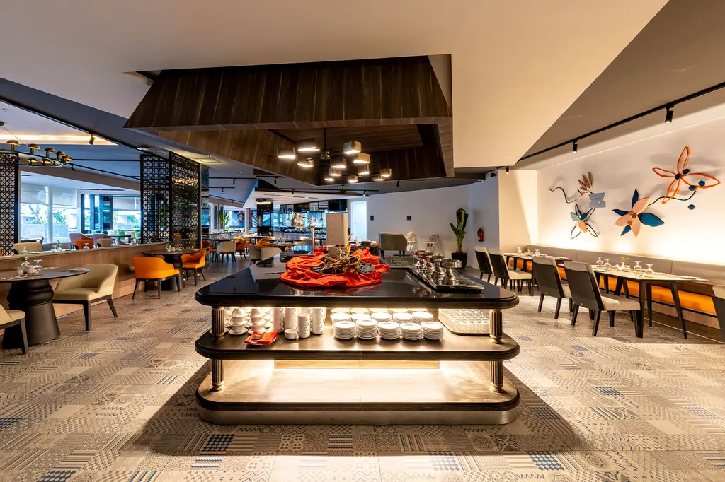 Grand Mercure Bali Seminyak image 12