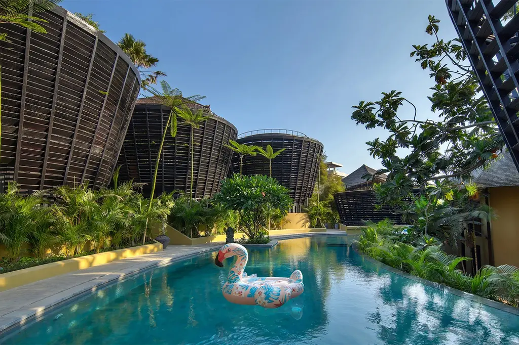 Canggu Cabana Beach Resort image 5