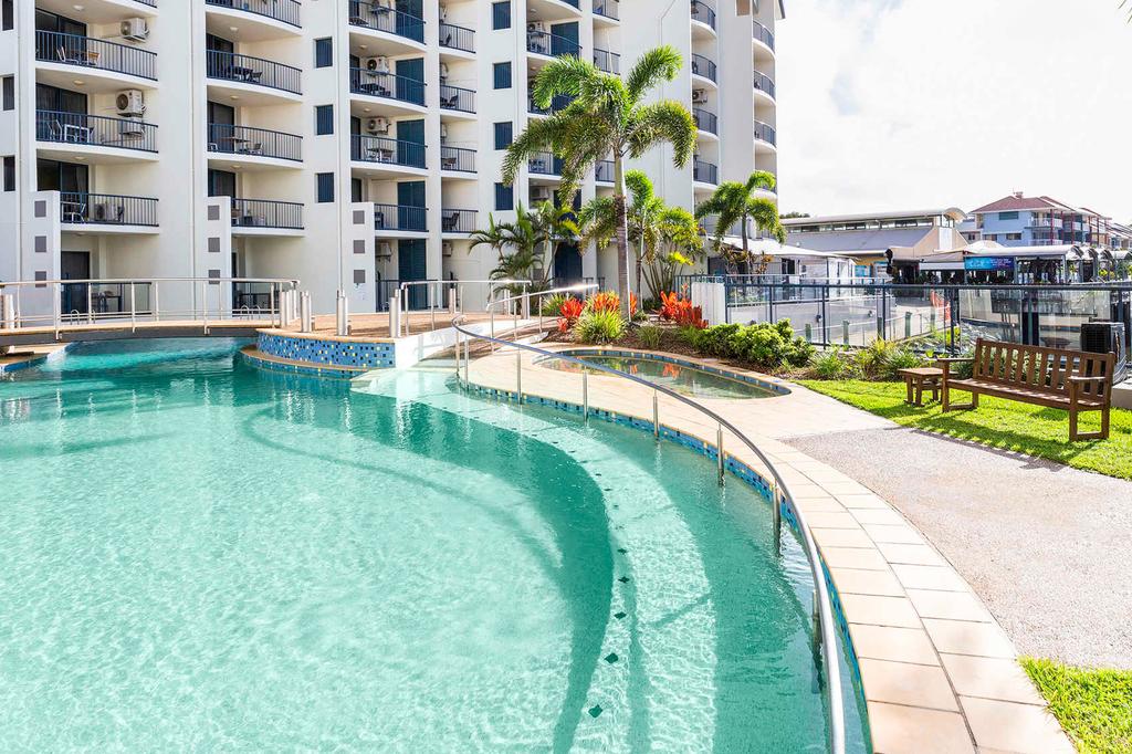 Mantra Hervey Bay image 2