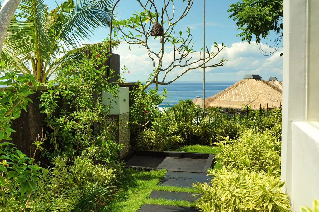 Samabe Bali Suites & Villas image 10