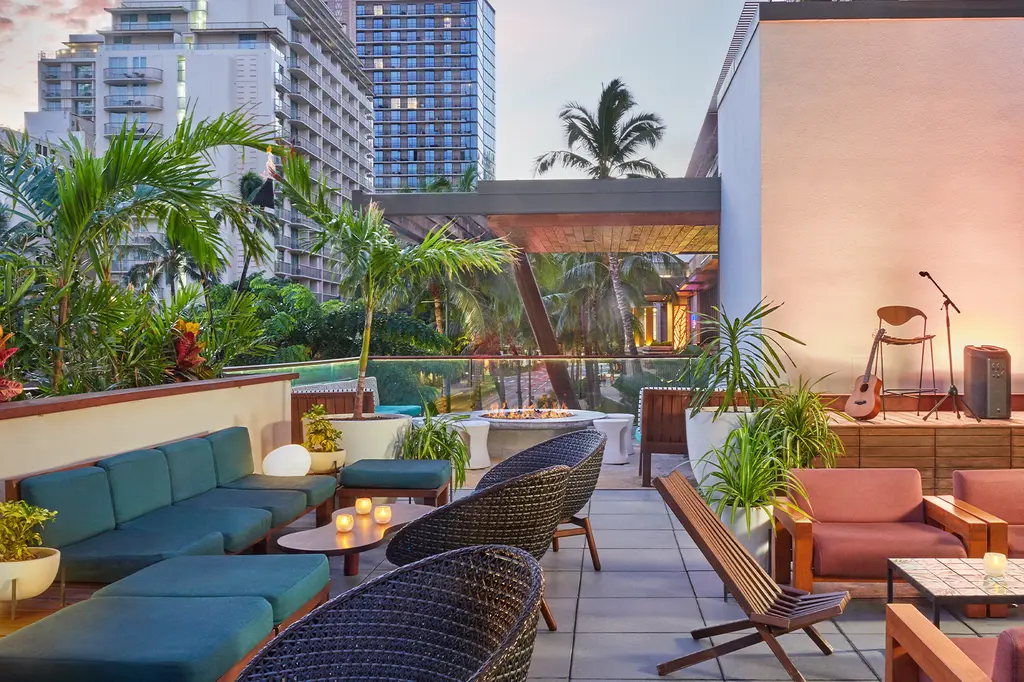 The Laylow Waikiki, Autograph Collection image 13