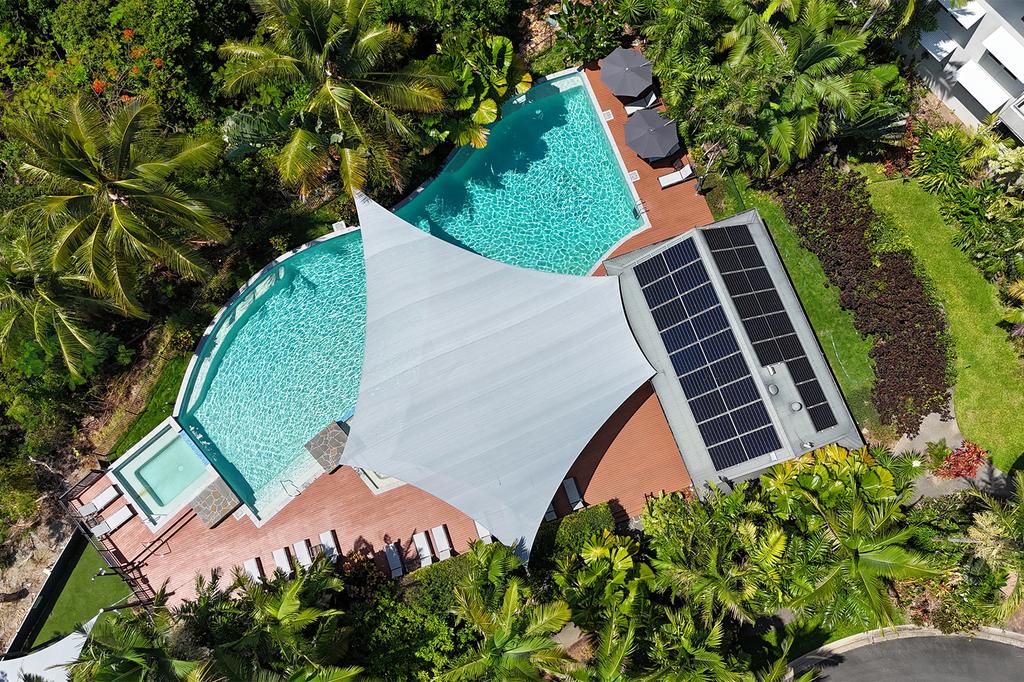 Oasis at Palm Cove image 2