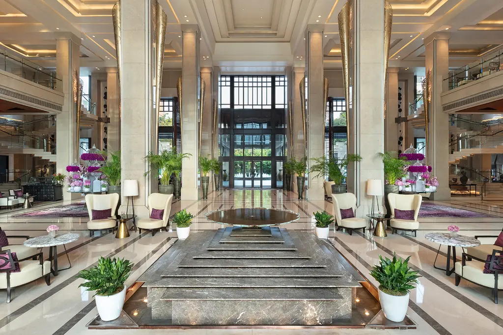 Siam Kempinski Hotel Bangkok image 2