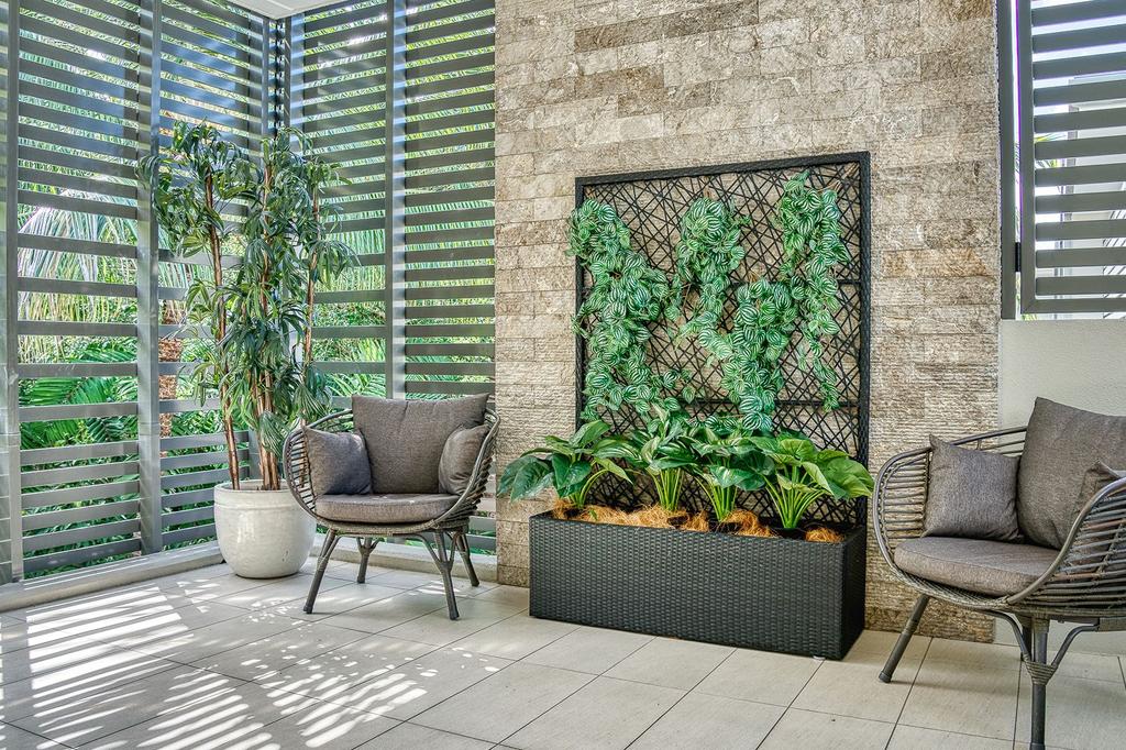 Coconut Grove Apartments image 7