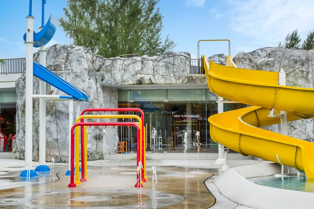 Pullman Khao Lak Resort image 12