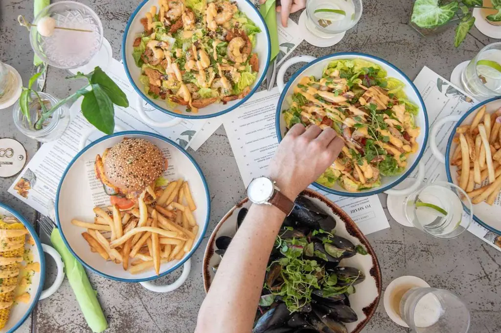 Shangri-La The Marina, Cairns image 6